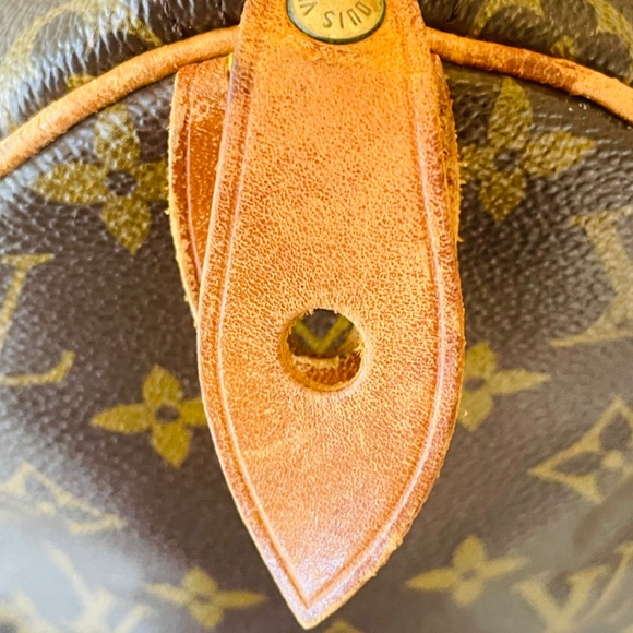 Louis Vuitton Monogram Vintage Speedy 30 w/ LV Lock & Key and Dust Bag - Picture 15 of 16